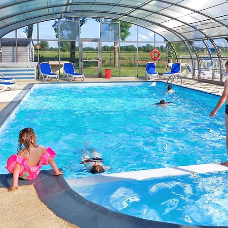 Camping Le Clos De Balleroy Ngoại thất bức ảnh