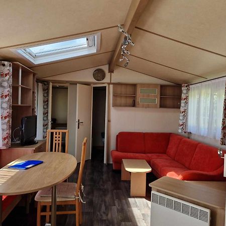 Camping Le Clos De Balleroy Ngoại thất bức ảnh